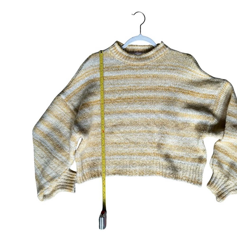 Urban Outfitters Yellow and Cream Striped Sweater Size S Cozy Knit Fall Winter - Picture 5 of 12